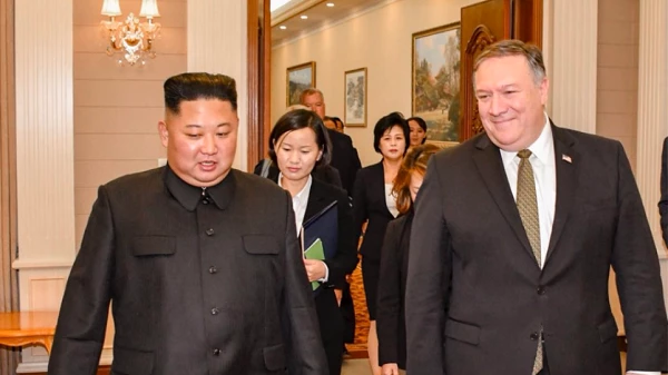 Συνάντηση Πομπέο με Κιμ Γιονγκ Ουν στην Πιονγκγιάνγκ (βίντεο)